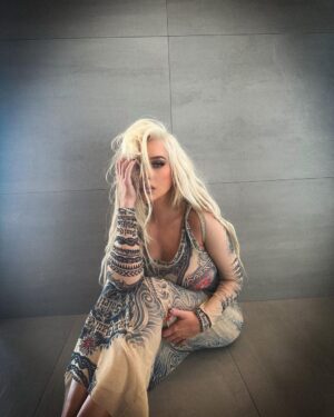 Christina Aguilera Instagram - @jeanpaulgaultier ⛓️🗝️