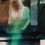 Christina Aguilera Instagram - 🥝✨