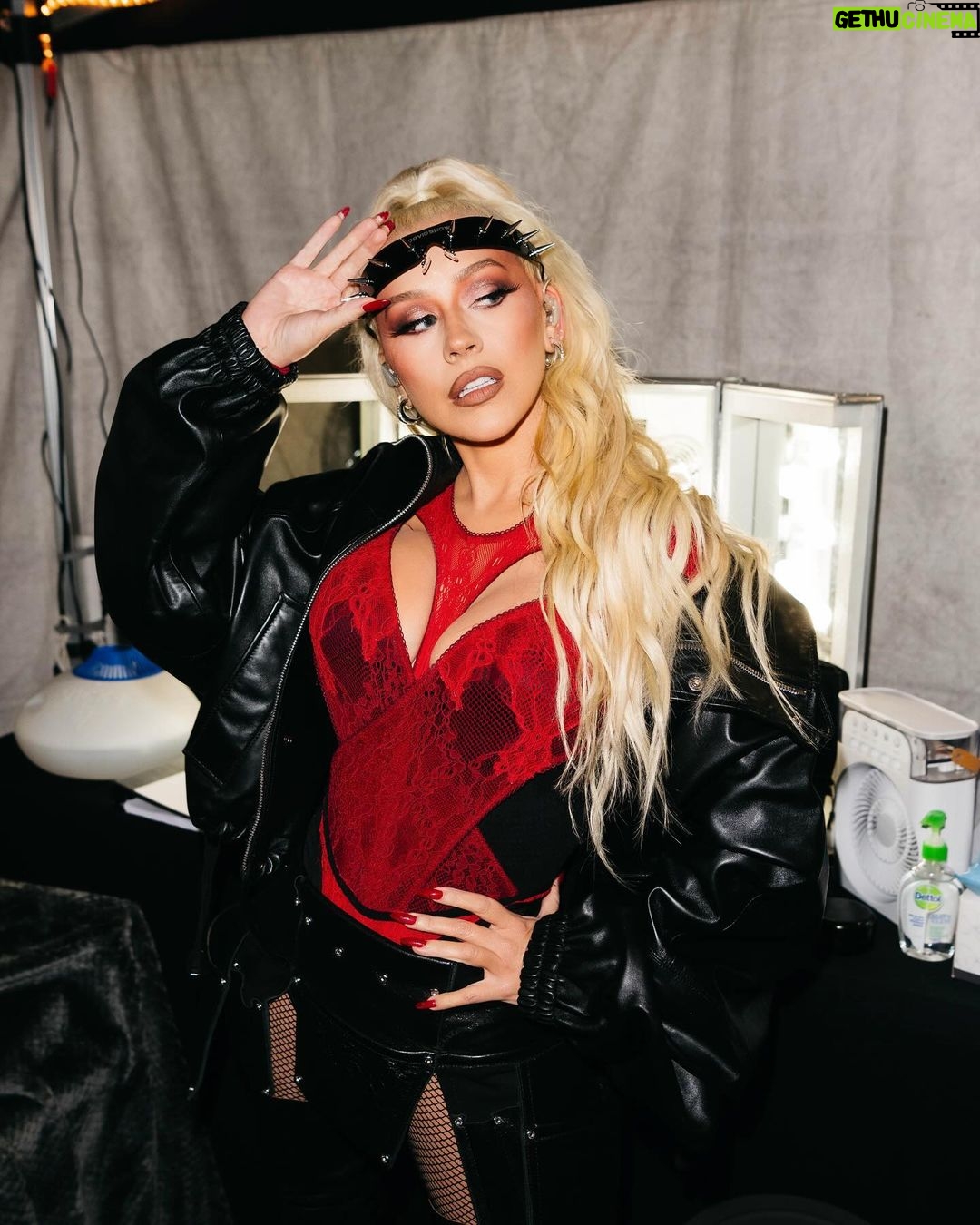 Christina Aguilera Instagram - Melbourne I LOVE YOU ❤️🔥