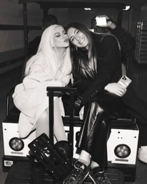 Christina Aguilera Instagram - About this weekend 🫦✨