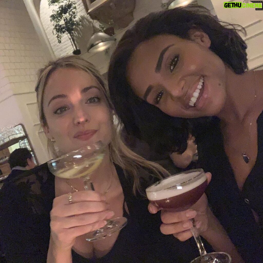 Christina Wolfe Instagram - So much love for this lady. Not only is @meagantandy a brilliant scene partner, she is a very dear friend with the kindest heart! Thanks for always making me laugh between takes and over cocktails. Fun fact: Meagan put a roof over my head when covid shut production down in season 1 and I had nowhere to go! 💖🥰🏠 #pennymoore Vancouver, British Columbia