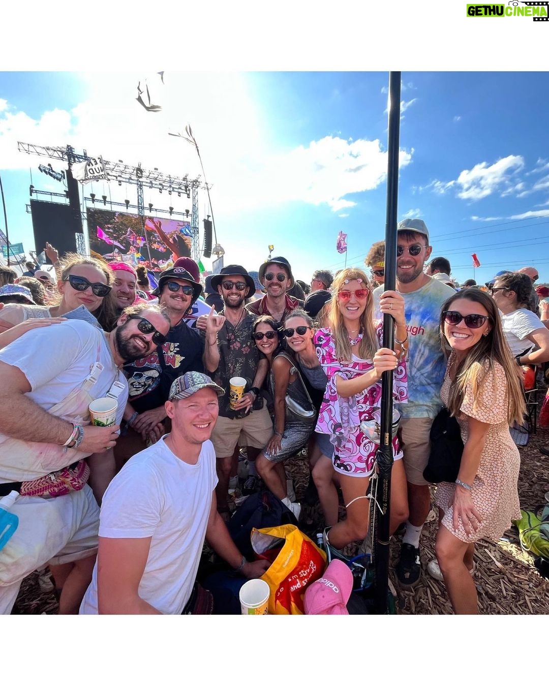 Christina Wolfe Instagram - ‘I never knew me a better time and I guess I never will’ 🎵 Greatest place on earth @glastofest 🙏✨🥰🥹😭🕺 Glastonbury Festival