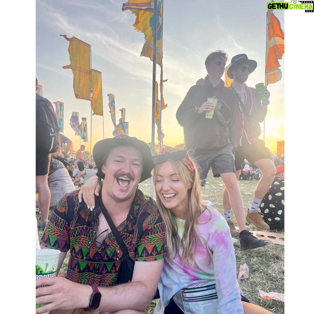 Christina Wolfe Instagram - ‘I never knew me a better time and I guess I never will’ 🎵 Greatest place on earth @glastofest 🙏✨🥰🥹😭🕺 Glastonbury Festival