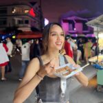 Cinta Laura Kiehl Instagram - Welcoming 2024 with street food, a good mood and a wholesome spirit. ✨🤍 Hoi An, Vietnam