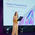 Cinta Laura Kiehl Instagram - Sebagai keynote speaker Go Get It di JxB Convention tahun ini, aku seneng banget bisa berbagi wawasan dan pengalaman kepada audience muda yang luar biasa! Di acara ini, aku bercerita tentang pentingnya mempersiapkan mental dan membangun mindset yang kuat hingga peran networking dan teknologi dalam memaksimalkan kreatifitas dan effisiensi bekerja. Tapi dibalik itu semua, pada akhirnya kuncinya adalah kesadaran diri dan pengembangan self esteem sebagai fondasi yang dapat bisa memaksimalkan potensi kita. Believe in and respect yourself! Embrace the process and you shall grow into the person you’re meant to be! 🤍 #girlsbeyond #actoflove Jakarta, Indonesia