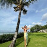 Cinta Laura Kiehl Instagram - The weekend I needed to finish this year strong. 🌞 Raffles Bali
