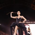 Cinta Laura Kiehl Instagram - I’M WORTH IT 🇮🇩 #walkyourworth #ledefileloreal #lorealpfw #lorealpfwid Paris, France
