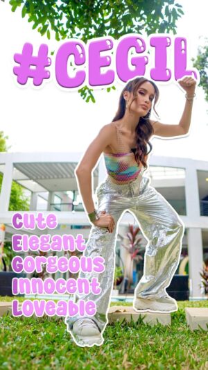 Cinta Laura Kiehl Instagram - Cukup galau-galaunya. 🤚 Udah saatnya skena musik Indonesia dihiasi lagi dengan musik-musik yang #CENTIL, empowering and radiating #CEGIL energy. ❤️‍🔥

 #CEGILWeReal