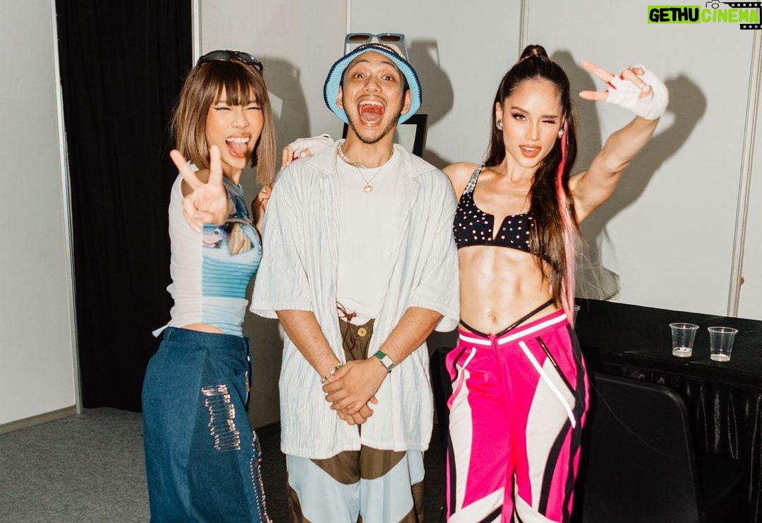 Cinta Laura Kiehl Instagram - Rocked the @asiansoundsyndicate.id stage at @ramengvrl’s show! 🔥 No words to describe how fun it was. Thank you for your energy! Jakarta, Indonesia