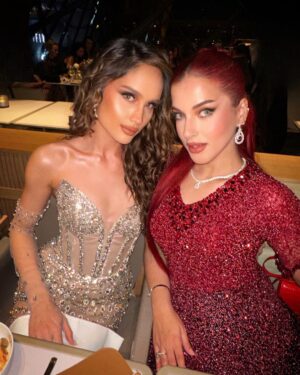 Cinta Laura Kiehl Instagram - L’Oréal Gala Dinner 🤍

#ledefileloreal #walkyourworth #lorealpfw #lorealpfwid 
 
Gown @monicaivena 
Jewelry @ayyara.id 
Makeup @bubahalfian 
Hair @simon_chossier 
Stylist @yoland_handoko