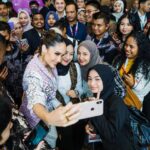 Cinta Laura Kiehl Instagram - Thank you for trusting me as your ASEAN Youth Ambassador 2023. 💜 Had such a fruitful discussion on education and it’s impact on youth employment in our ever changing world! Honored to have shared the stage with Mr. Othman Almoamar (Minister of Economy and Planning - Saudi Arabia), Mr. Jaemus Lim (Member of Singaporean House of Parliament) Mr. Jang Kyung-Tae (Member of the South Korean National Assembly) and Ms. Puteri Komarudin (Member of the Indonesian House of Representatives). Hope to be back next year! Jakarta, Indonesia