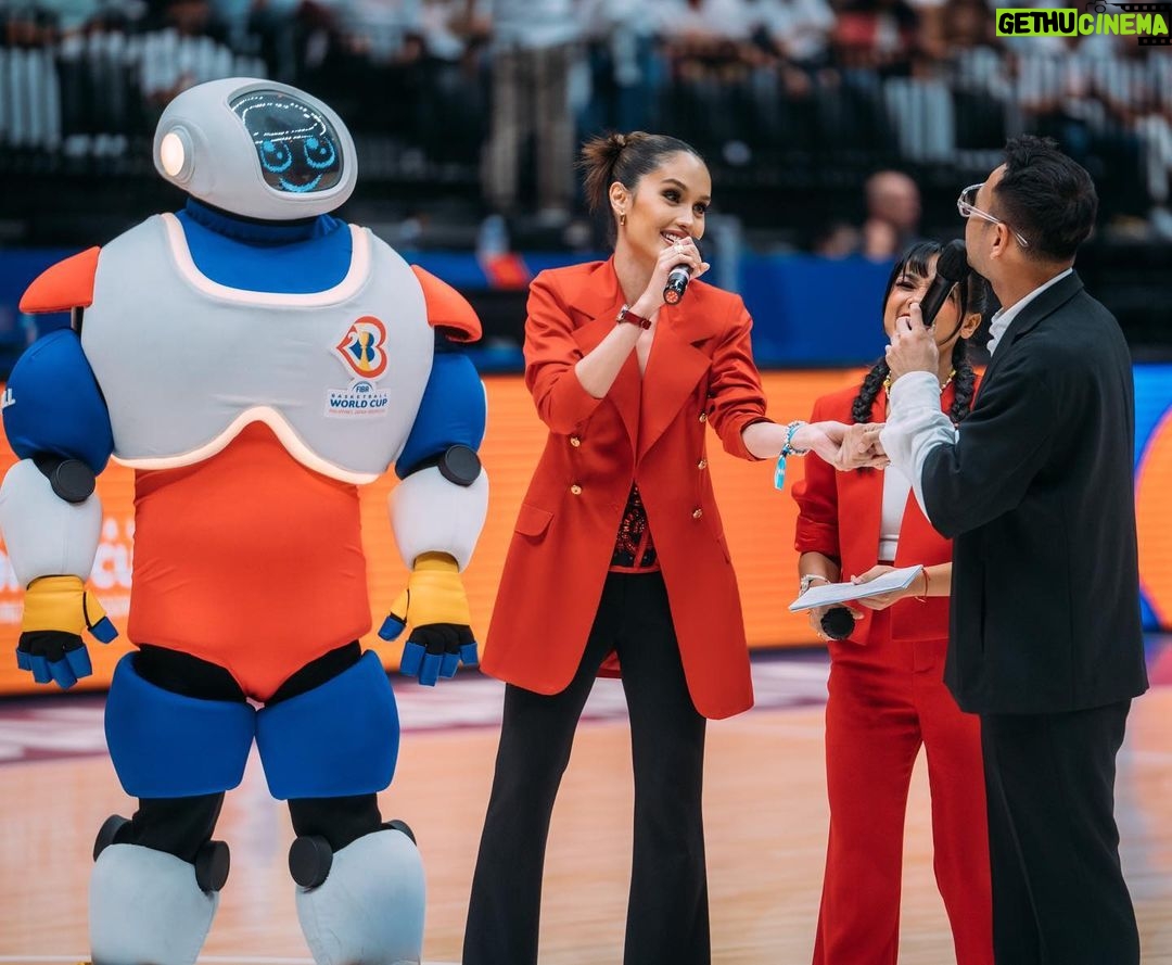 Cinta Laura Kiehl Instagram - The FIBA Basketball World Cup (@fibawc) has begun! 🏀🔥 Sebagai Ambassador FIBA Indonesia, aku bangga kita bisa jadi tuan rumah ajang sebesar ini! Lapangan basket kita di INDONESIA ARENA SENAYAN juga luar biasa!Kalian semua masih punya kesempatan untuk nonton secara langsung! So get your tickets ASAP! 🫶 Let the best team win! #winforall 📸: @bengurion.works Jakarta, Indonesia