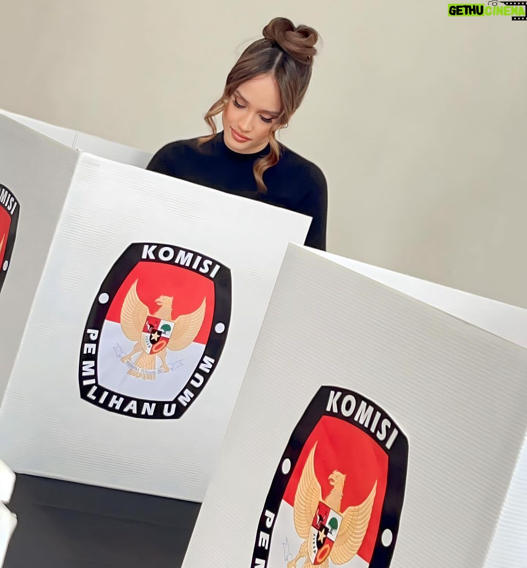 Cinta Laura Kiehl - 168.1K Likes - NYOBLOS di New York ✅
Let’s go, Indonesia! 🇮🇩