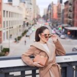 Cinta Laura Kiehl Instagram - Braving the New York winter in style. Loving every moment wrapped in Tory Burch. ❄️ #toryburchindonesia