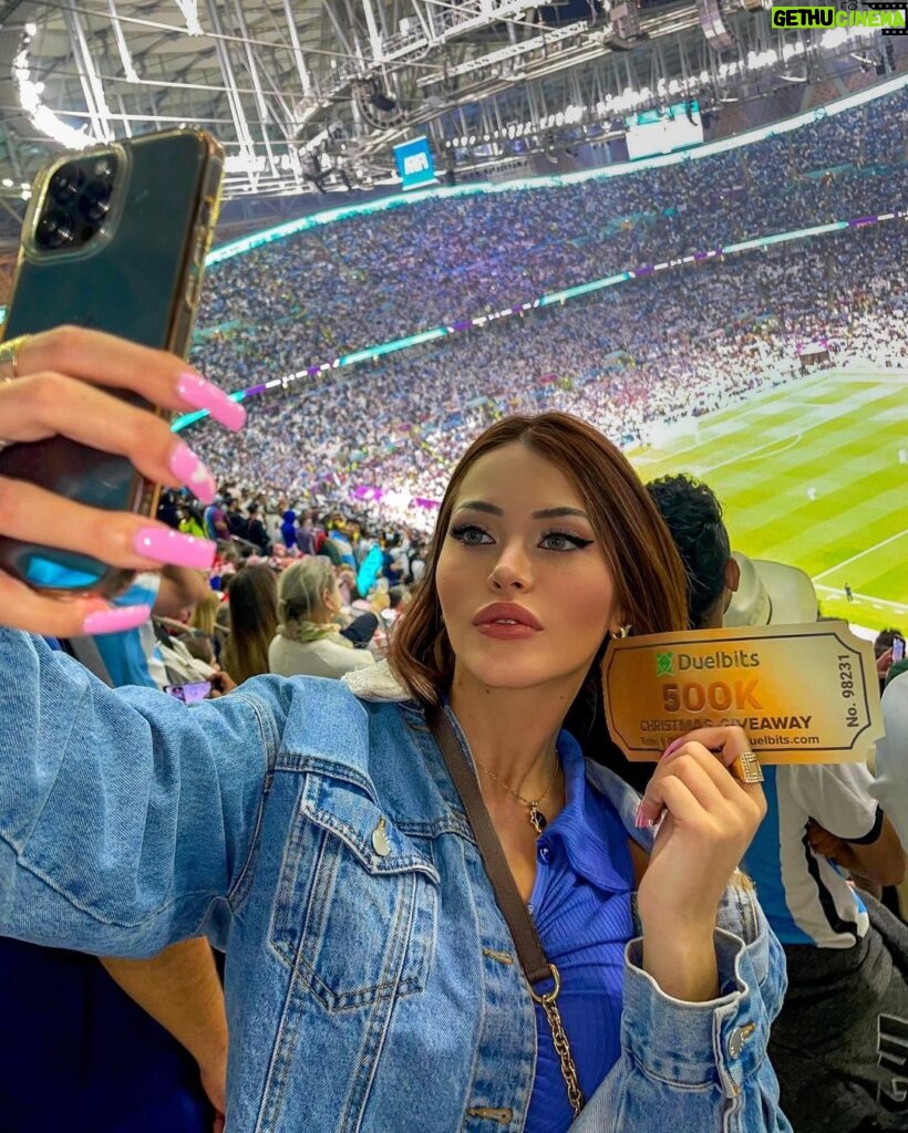 Cláudia Alende Instagram - The World Cup is almost over and it's been amazing. I'm sure Brazil will come back stronger in 2026! Don't forget Duelbits are giving away $500k for Christmas and I have a ticket for the draw. Follow me and @Duelbits for a chance to win this ticket and possibly $100k! For full info visit duelbits.com, the most rewarding crypto casino.