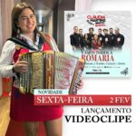 Cláudia Martins Instagram - Estamos empolgados em anunciar uma grande novidade! 🥰 No próximo dia 2 de fevereiro, sexta-feira, iremos lançar o nosso tão esperado EP e videoclipe. 🎼🎬 Fiquem atentos! 🥰 @editorapaisreal #CláudiaMartins #MinhotosMarotos #portugal #Ep #Vamostodosaromaria #musica #desgarrada.