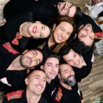 Cláudia Martins Instagram - É com este sorriso radiante no rosto que esta banda embarca em mais uma aventura. Minhotos Marotos com energia contagiante preparam-se para a sua tour com uma mistura de emoção e ansiedade, eles levam a sua música alegre e vibrante que faz o público a dançar e cantar. Nesta tour, os marotos não querem apenas entreter, mas também inspirar e criar memórias inesquecíveis para todos os acompanham. Com esses sorrisos, essa banda está pronta para conquistar o mundo ❤️ #minhotosmarotos #banda #alegria