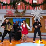 Cláudia Martins Instagram - Claudia Martins & Minhotos Marotos vieram ao programa apresentar os objetivos e os concertos previstos para 2024 👏🏼 📸 @mbritesphotos RTP1 - Programa Praça da Alegria - Ao Vivo!