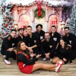 Cláudia Martins Instagram - Que nesta altura cheia de luz e alegria, os vossos corações se encham de harmonia, amor e música. Que o Natal traga momentos inesquecíveis e o Ano Novo seja repleto de novas melodias e sucessos. ✨ Boas festas e um próspero Ano Novo cheio de acordes felizes, são os votos de Cláudia Martins e Minhotos Marotos!🎅💫 Fotografia: @fotografocristiano #CláudiaMartins #MinhotosMarotos #Portugal #Natal #feliz2024 #desgarrada #musicapopular #portugal #cultura Foto Medeiros