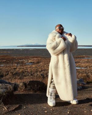 Claire Sulmers Instagram - 📍 Currently kicking it in Alaska , looking for moose 👀
@fashionbombdaily has taken me all over the world and now all over the country, to The Last Frontier: Alaska! I came here to celebrate 25 years of @apiainsurance with @tracey_parrish_insurance_lady , and hosted the red carpet for one of the most fashionable events in #anchoragealaska ! Stay tuned for a recap + a moose sighting!!
The weather is “crisp,” so I wore an @adriennelandau coat and @moonboot ! 
Today is my last day in #Alaska, so drop some tips on where to eat and what to do below👇🏾
This is #thebomblife #worldwide 💣
💄 @aderaseuoc / @breondenaeartistry 
📸 @sylvanusedi_photo #clairesulmers #adriennelandau #moonboots #moonboot #alaskalife #alaskaphotography #alaskaadventure #alaskalove #moose