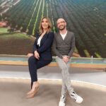 Clara de Sousa Instagram - Peito orgulhoso @yellow.addiction … peito orgulhoso… que a Grande Reportagem “Alentejo, Azeite e Água” acaba de receber o 1° Prémio de Jornalismo em Sustentabilidade Alimentar pelo Instituto Europeu de Inovação e Tecnologia. Parabéns Carlos Rico, Carlos Morais, António Soares e Patrícia Reis. #orgulho #investigacaosic #grandereportagemsic Sic Sociedade Independente De Comunicação, SA