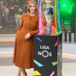 Clara de Sousa Instagram - Vejam só quem veio fazer-me uma visita!! Brevemente estará na sua nova casa... e não me parece que restem dúvidas sobre qual será... 😉 #liganos #campeonatonacional Sic Sociedade Independente De Comunicação, SA