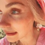 Clare Bowen Instagram - There are still regular tickets left for @thetriffid show in Brisbane, even though the VIP experience has sold out! ☺️ VIP AND regular tickets are still available for Wollongong, Tamworth & Sydney. Newcastle is totally sold out. 💕 See you TOMORROW NIGHT at the @factory_theatre, SYDNEY, where you can still get tickets, and I have in fact never mopped the floor.* * Probably. Link in bio. 🤍 🎩 👗 @magnoliapearlclothing 💕 #countrymusic #americana #cinematicamericana #acoustic #bowenyoung #brandonrobertyoung #clarebowen #nashville #magnoliapearl #altcountry #tour #douevenmoptho? #soldout Dharawal Country