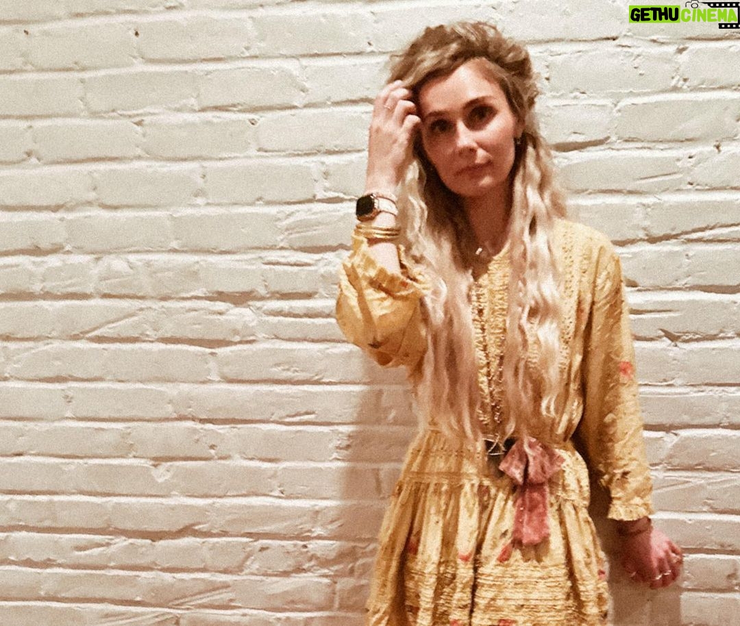 Clare Bowen Instagram - Louisiana + Austin + Dallas photo dump. You’re next ♥️HOUSTON!♥️ Ticket link in bio! 💞✨ #americana #livemusic #seanmcconnell #clarebowen #brandonrobertyoung #nashville #duo #tourlife #chaos #magnoliapearl #texas #houston #bffs Houston,Tx