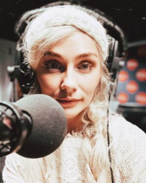 Clare Bowen Instagram - Comin’ to ya, Melbourne. ⭐️🫧 Time to rehearse for @carolsbycandlelight_aus with @timothyjamesbowen! 🕯️✨

#carolsbycandlelight #visionaustralia #magnoliapearl #clarebowen #brandonrobertyoung #bowenyoung #americana #countrymusic #christmascarols #timothyjamesbowen #channel9 #family #love #holidays #festiveseason