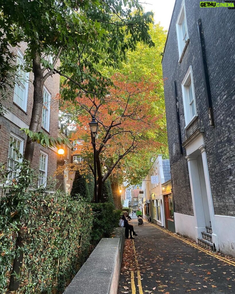 Claudia Gusmano Instagram - London. Ottobre 2022 ❤