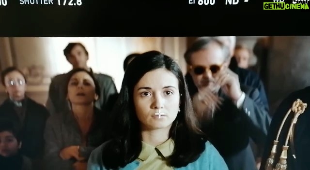 Claudia Gusmano - 1K Likes - Questo è l’ultimo 🎬 del film dal titolo provvisorio “Shotgun”. Era dicembre.
Ho amato Lia profondamente per tanti anni e presto potrete goderne anche voi. Grazie a tutti i miei colleghi, a @caprientertainment e nello specifico a @virgivalsecchi e grazie a @themartasav per tutto ❤️. Questo video è di @manueluzzi of course e l’idea dello scherzo di @fanei che fanno ormai parte della famiglia. È stato bellissimo, this is the truth. Stay tuned.