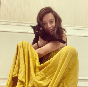 Claudia Gusmano Instagram - Home ❤️ 
-anche se Menta si lamenta-

Da qui.