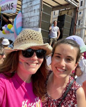 Claudia Gusmano Instagram - L’amore e i diritti  devono essere uguali per tutti! ❤️ è stato bellissimo esserci. #gaypride #roma #famigliearcobaleno