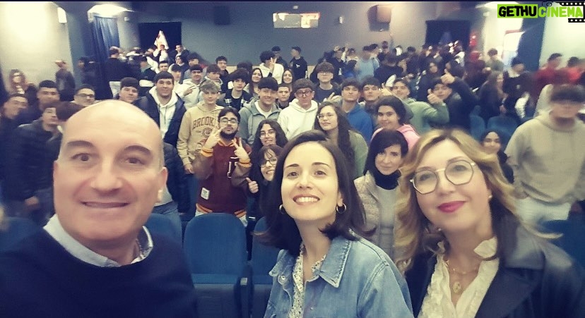 Claudia Gusmano Instagram - La gentilezza ripaga sempre ❤️ Grazie a tutti voi, non so neanche come taggarvi ma volevo dirvi che è stato bellissimo. Primadonna, Cine Teatro Marconi Castelvetrano ❤️