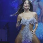 Claudia Leitte Instagram - Que show massa foi esse?! Muito obrigada pela energia deliciosa e por tanto carinho, Três Rios! Até já, se Deus quiser! 🙏🏻🙏🏻🙏🏻🙏🏻 Ah! Dei destaque à #AfterDaClaudinha, mas, #Destrava parecia um clássico sob o comando de vocês! Espetacular ver essa música acontecendo assim em tão pouco tempo! 🙏🏻🙏🏻🙏🏻🙏🏻🤩🤩🤩🤩 Ps. Salvador, prepara o couro! Esse vai ser #OCarnavalDaMinhaVida e da sua!