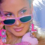 Claudia Leitte Instagram - Ontem o nosso parque entrou na avenida com o #BlocoBlowOut e foi LINDO!!! Abrimos #OCarnavalDaMinhaVida com excelência!!! Quem eu vejo na #PipocaDaClaudinha hoje? Que a sorte esteja com a gente nesse Carnaval, @esportesdasorte! 💙💚🤩🎡🎠🧸 #ÉmuitoMaisQueBET #Carnaval2024 #ClaudiaLeitte #EsportesDaSorte