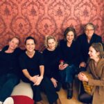 Claudia Michelsen Instagram – Danke für die 2 tollen Gastspiele mit DREI FRAUEN AUS DEUTSCHLAND im Deutschen Theater in Berlin und im Schauspielhaus Hamburg ✨ danke an das tolle kleine feine Team #BirteHorst lichtdesign @gesine_cukrowski #angelawinkler #martinmühleis textbearb.&regie #veralöffler produktionsass herrrrlich war das✨