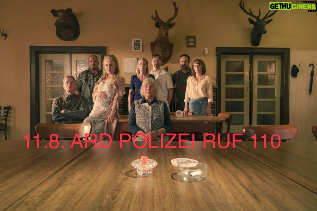 Claudia Michelsen Instagram - Wer Lust hat, würde mich freuen...✨✨✨ 11.AUGUST ARD 20.15 uhr GUESTS: @Katharinaheyer, Hans Uwe Bauer, @Christianbeermann, @katrinwichmann , @tomkeune , Urs Rechen, Jutta Wachowiak💕, Angela Scherz, Tatiana Nekrasov und als 💥Gast @ronaldzehrfeld