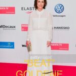 Claudia Michelsen Instagram - GRATULATION AN ALLE PREISTRÄGER und danke nochmal an das gesamte meegadolle #beatTEAM @hellingerdoll @amazonprimevideo @warner @beat.prime @marcokreuzpaintner @karolineherfurth @jannisniewoehner_official @christian.berkel @alexanderfehling @annabederke @hannokoffler @kostjaullmann_official Merci auch an ✨@nobitalai @sarahsharonkarsten @jimmychoo @annette_kamont