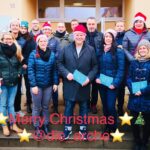 Claudia Michelsen Instagram - Danke an Alle ...“Weihnachtsmänner“💚in Meißen ... toll war das wie immer... FROHE WEIHNACHTEN 🌲@die_arche