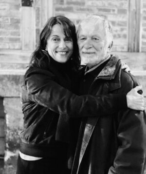 Claudia Michelsen Instagram - Drehtag 24 #poli 110 im Harz.  HERMANN BEYER❤️ #lange her #deutschestheater #heinermüller #Mauser #pausefürwanzka undvielesmehr… hermann❤️ c/o @annette_kamont