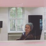 Claudia Michelsen Instagram - ✨PAUSE NUN✨... was für ne dollle Zeit mit nem dolltollen Team..merci💜dankbar💚. “unverblümt“ (arbeitstitel) @kerstinpolte @katharinabuehler_dop 💋 zdfmediathek @annette_kamont @extremrelaxer @thelmabuabeng @daniel_zillmann @lenaklenke @stephanszasz @helgischmid @meikvanseveren @lenamariaeikenbusch #corinnaharfouch #angelawinkler 🧡uva.💕