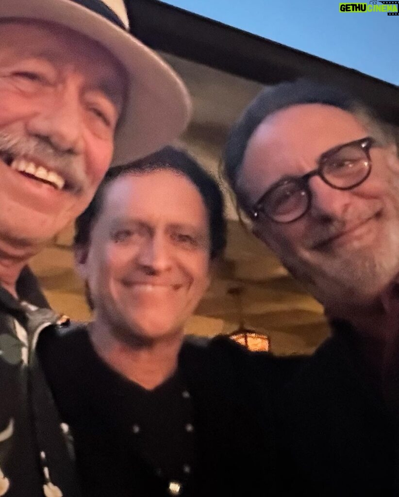 Clifton Collins Jr. Instagram - Sometimes one forgets to take creative work breaks, never know who’s hiding in them bushes ! Big thanks to caa @kevinhuvane @tracybrennan & family for getting me out of the house for a positive recharge ! @edward_olmos1947 @andygarcia @christophervuckermann grateful for the many messages , life lessons shared this eve, sometimes one just needs to be open to hearing, listening & feeling … 🙏