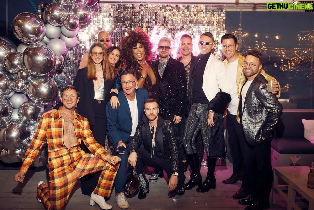 Coco Jumbo Instagram - Flash back to @markgevans Birthday!! What a night!! 🎂🥳💜 The Island