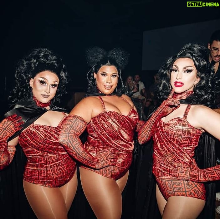 Coco Jumbo Instagram - God I miss performing with these girls!! 🧡🖤 The Ivy