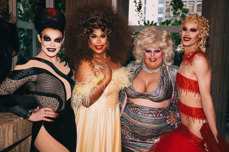 Coco Jumbo Instagram - 🏁 Rupauls Drag Race Down Under Finale Party with the girls!!! 💛 Ivy Penthouse