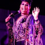 Coco Jumbo Instagram - At least I look like I can sing!! 🎤🎶🎵