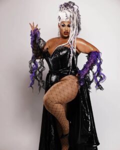 Coco Jumbo Instagram - Did you see my Octopussy in last weeks episode of @rupaulsdragrace #dragracedownunder 🐙 Category is... Sea Sickening 🧜‍♀️ Get into my runway look from last weeks episode of #DragRaceDownUnder, streaming NOW on @wowpresentsplus worldwide (excluding Canada, UK, and Down Under), @tvnz.official in New Zealand, @stanaustralia in Australia, @cravecanada in Canada, & @bbcthree in the UK