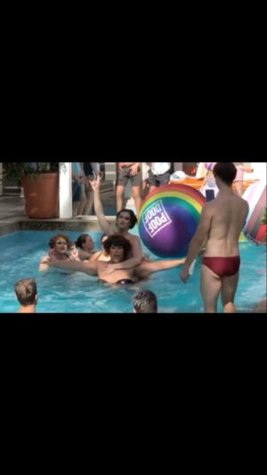 Coco Jumbo Instagram - Every year at the last @poofdoof Drag Brunch of the year we always get WET!! 🌊 💦 💧 This is my friendship with @siatequila in one clip!!
Thank you @division4 for playing the best track for the moment!!! 🎶