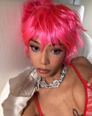 Coi Leray Instagram - 🧃🧃🧃🧃💖💖💖💖